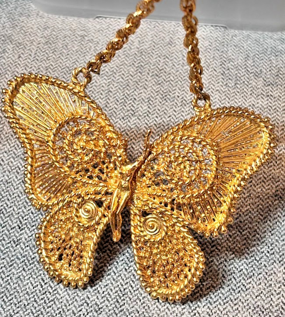 Vtg Sascha Brastoff Nymph Butterfly Pendant Necklace 24k Gold Electroplate 4.5"